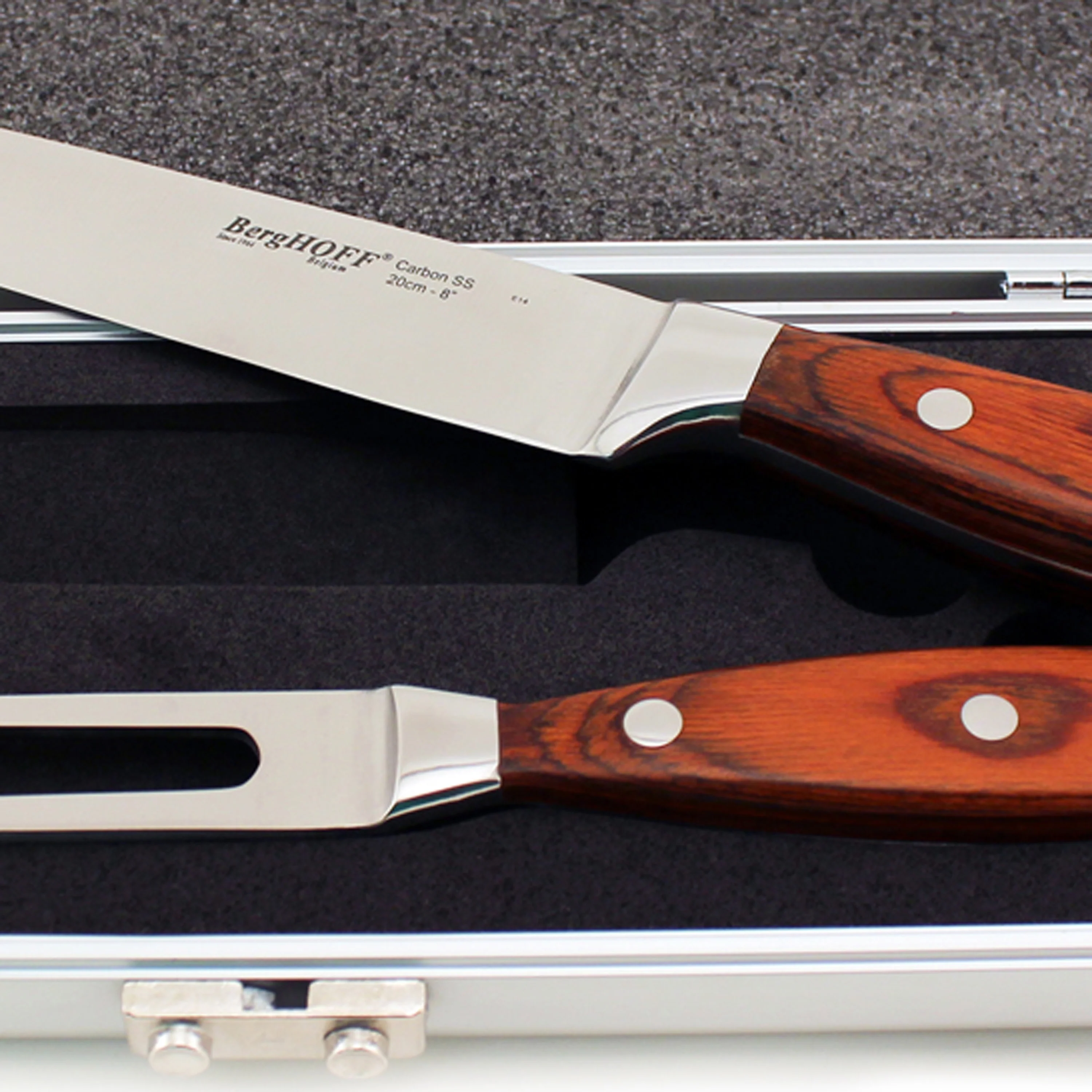 BergHOFF Pakka Wood 3Pc Stainless Steel Carving Set with Case - Image 3