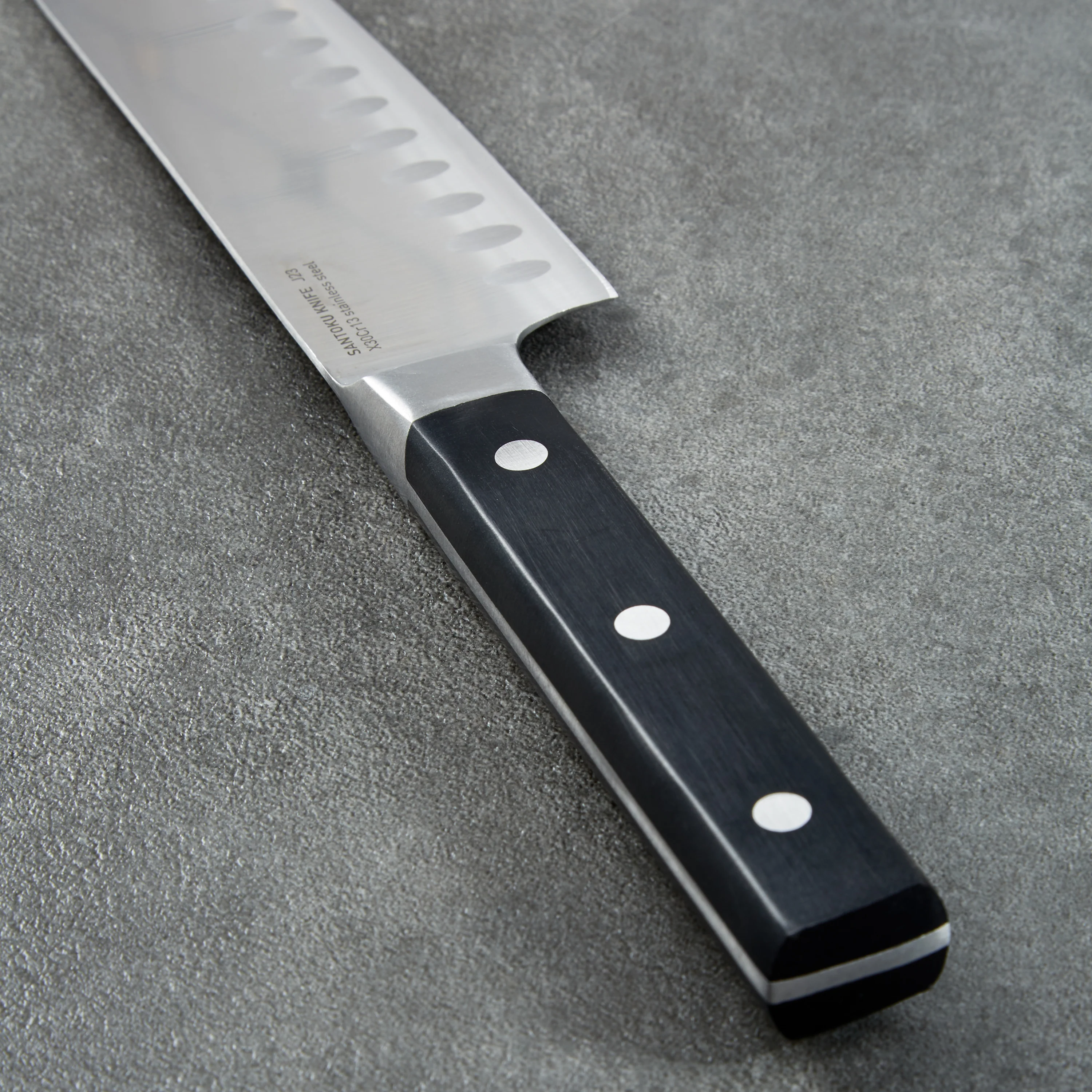 BergHOFF DiNA Gene Stainless Steel Santoku Knife, 7" - Image 3